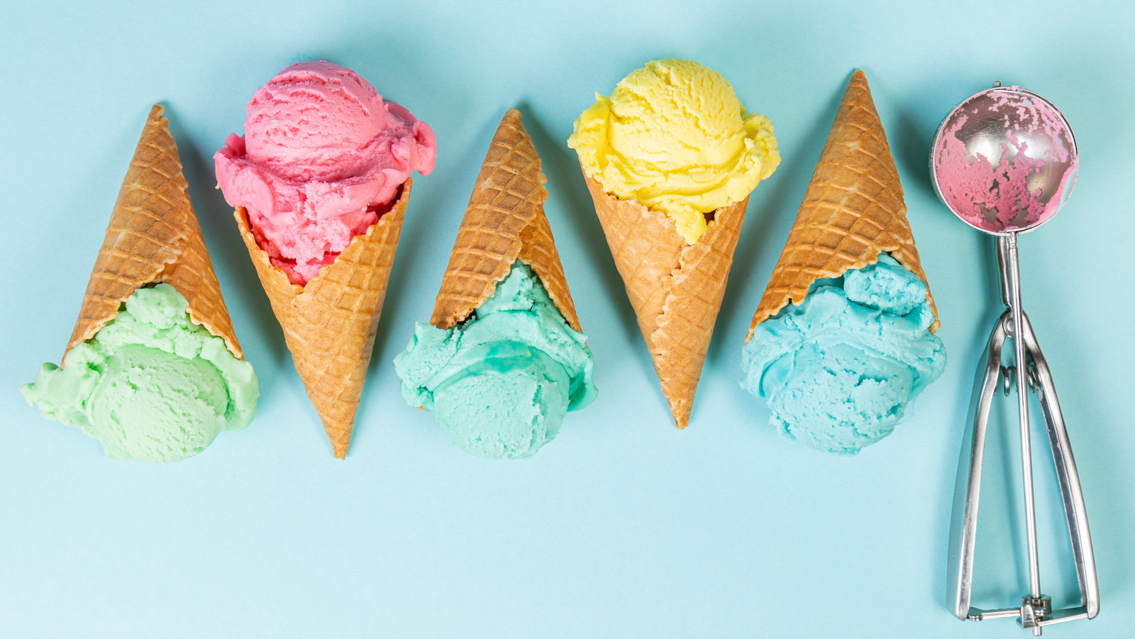 Pastel,Ice,Cream,In,Waffle,Cones,,Bright,Background,,Copy,Space